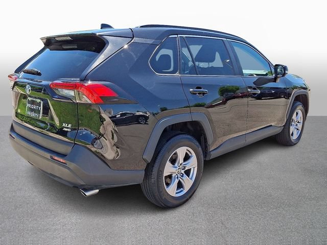 Certified 2025 Toyota RAV4 XLE AWD/4WD image 4