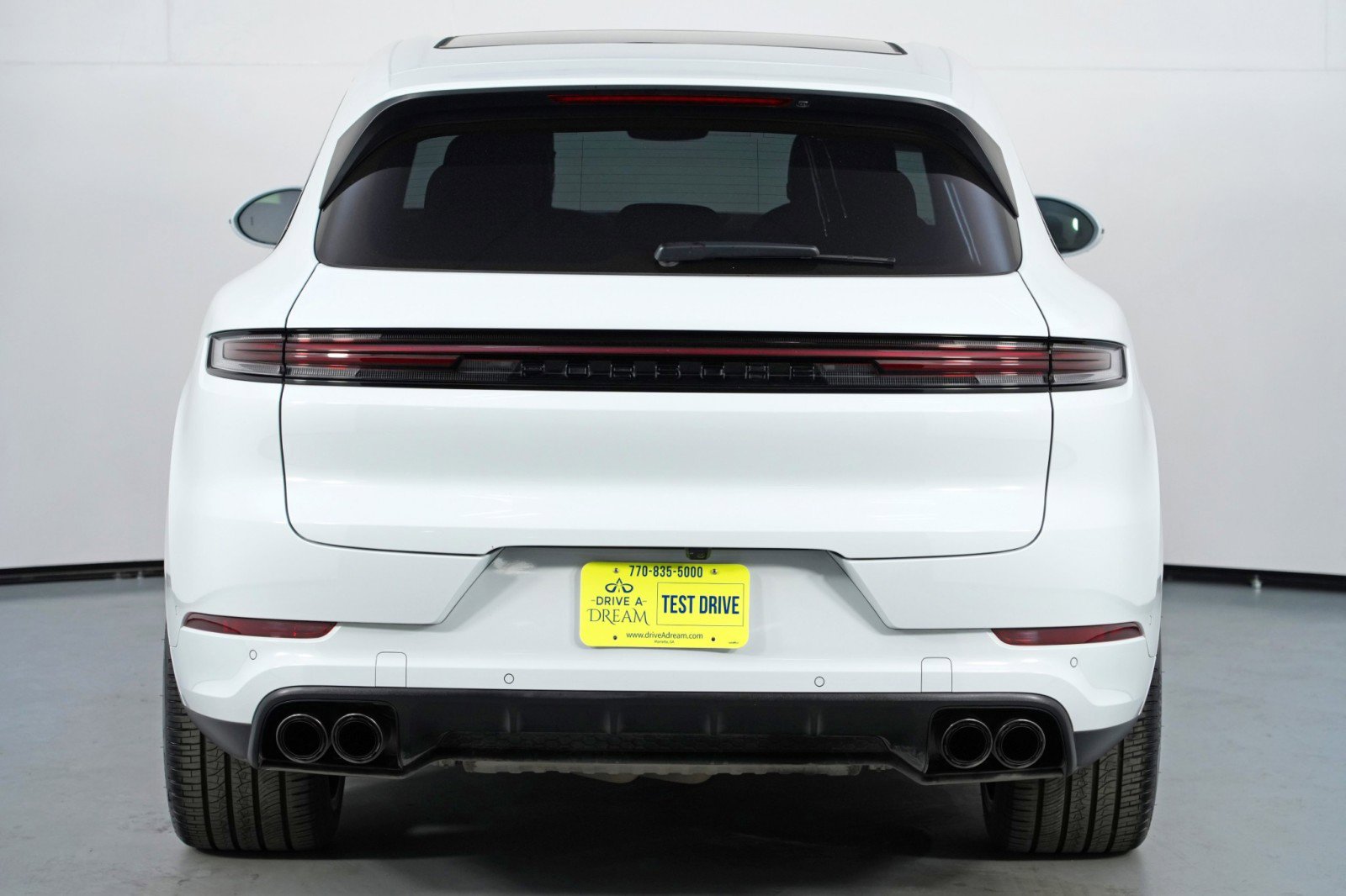 Used 2024 Porsche Cayenne S w/ Premium Package Plus image 52