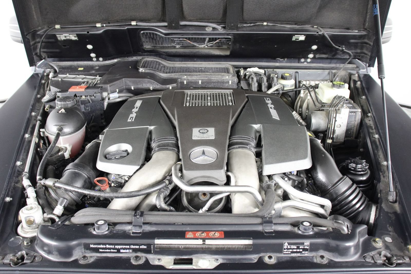 Used 2015 Mercedes-Benz G 63 AMG 4MATIC image 24