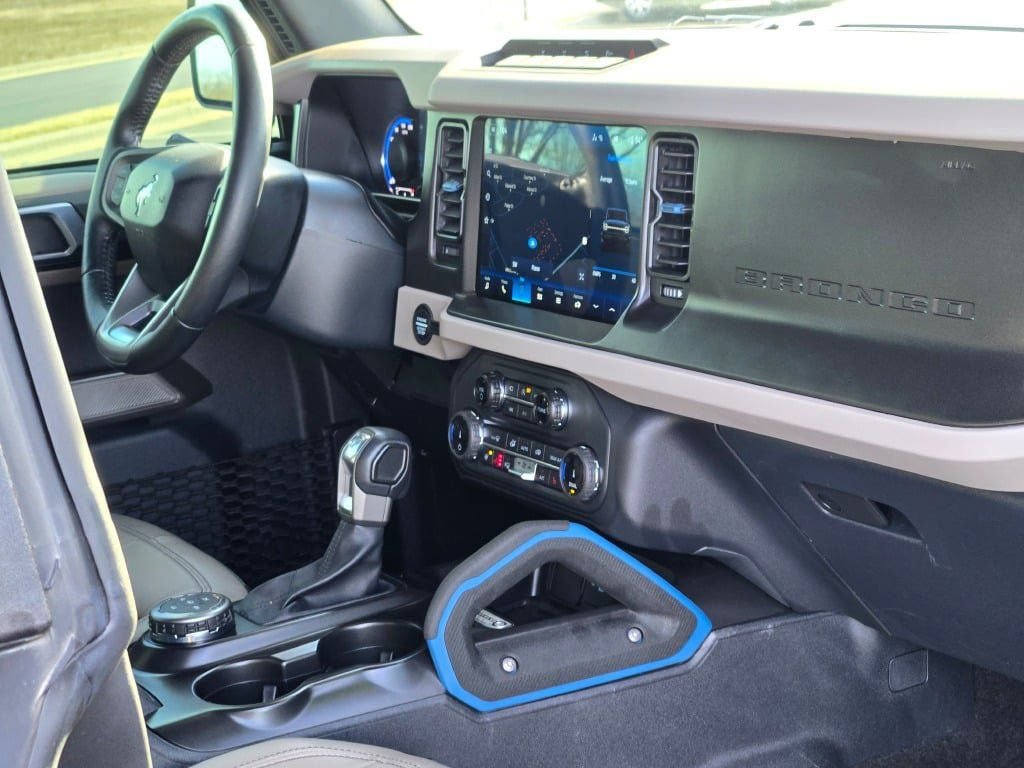 Certified 2022 Ford Bronco Wildtrak image 10