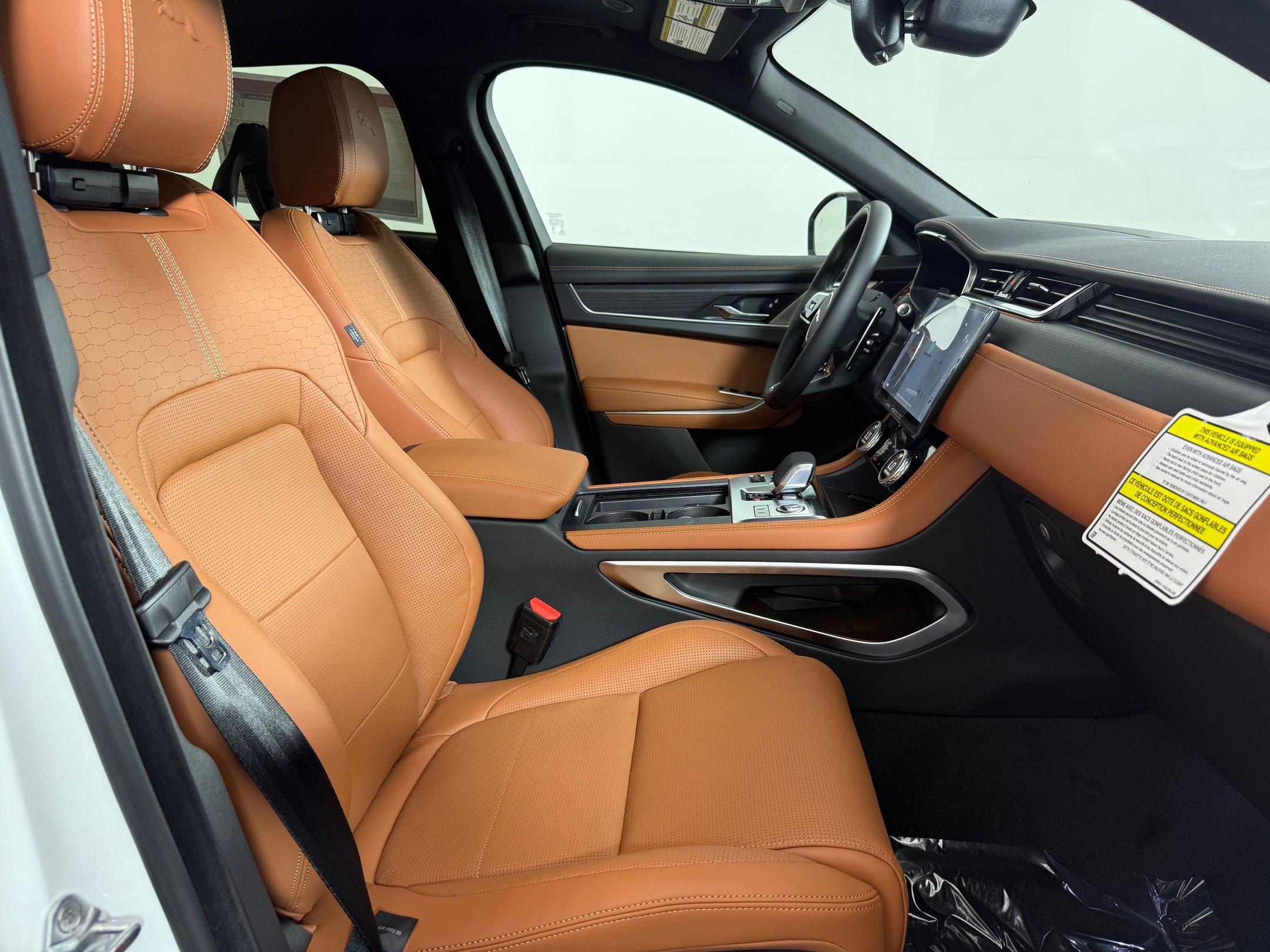 New 2026 Jaguar F-PACE R-Dynamic S AWD/4WD image 23