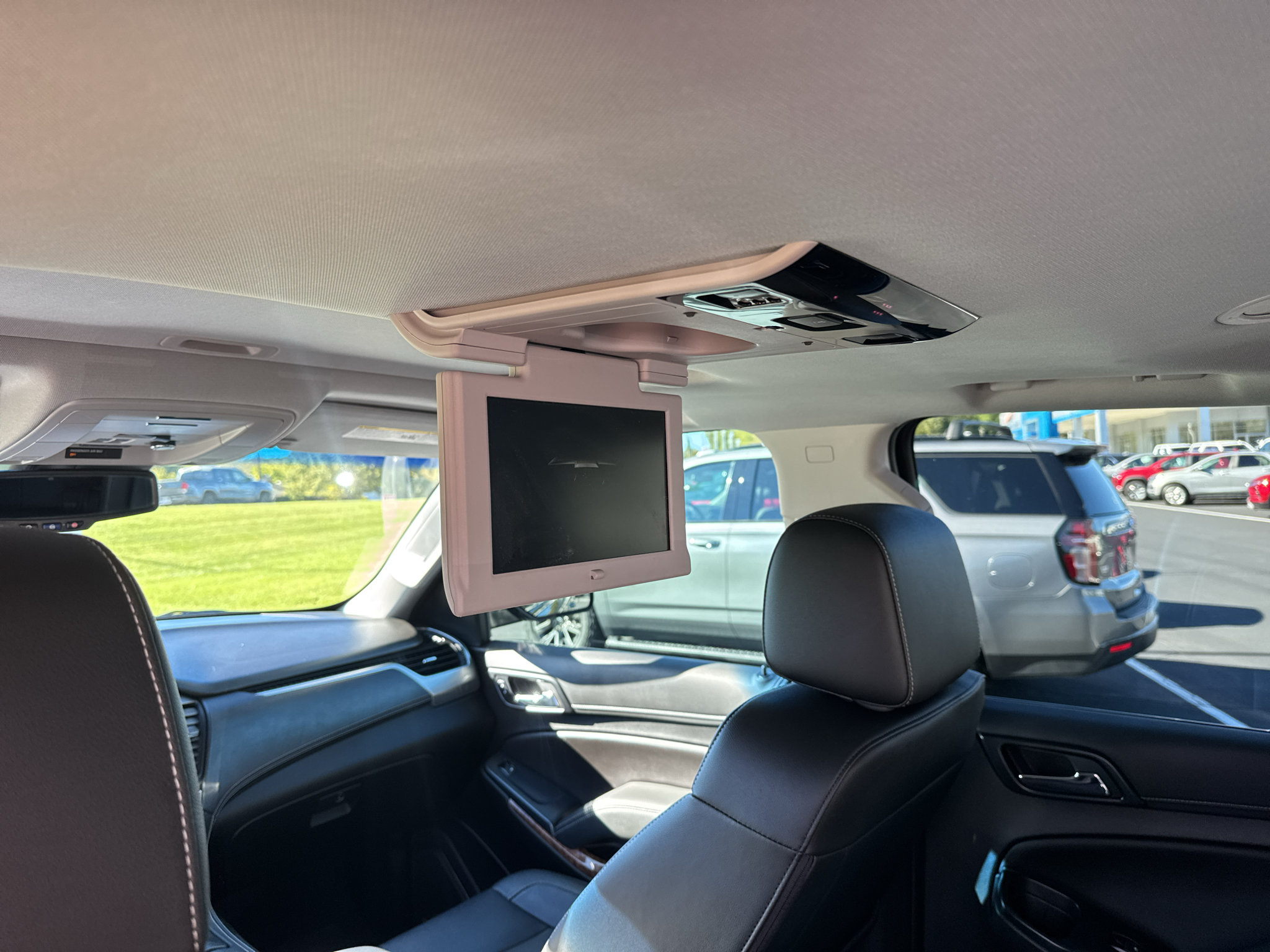 Used 2019 Chevrolet Tahoe Premier AWD/4WD image 27