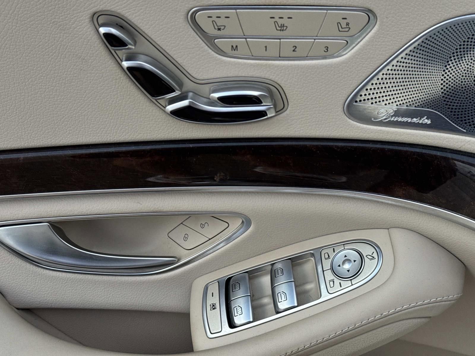 Used 2018 Mercedes-Benz S 560 Sedan image 20