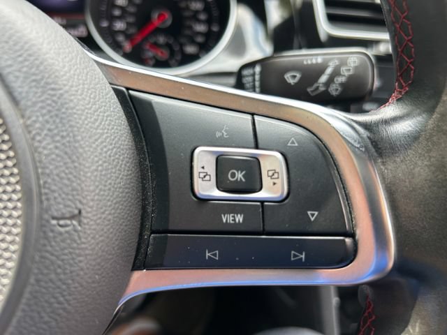 Used 2020 Volkswagen GTI SE FWD image 22