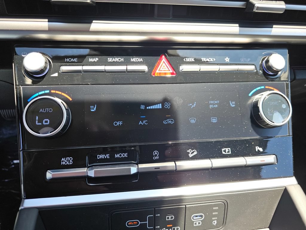 New 2026 Hyundai Santa Fe SEL FWD image 32