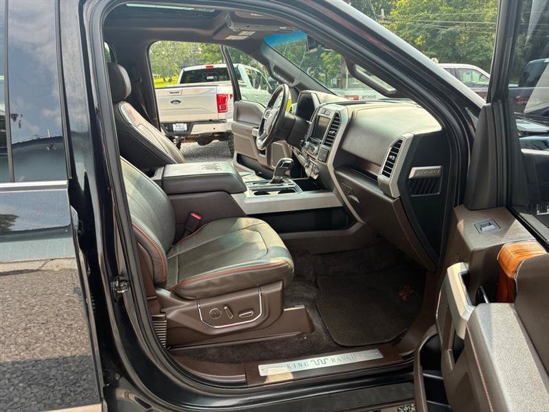 Used 2015 Ford F150 King Ranch w/ Equipment Group 601A Luxury AWD/4WD image 15