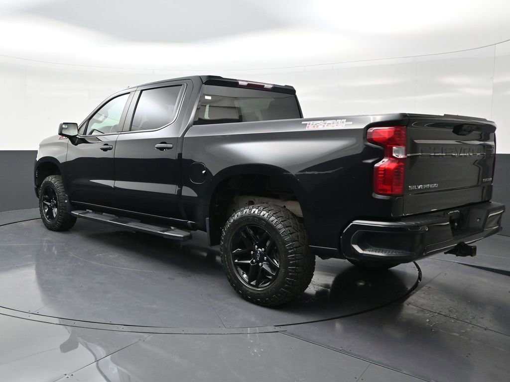 Used 2023 Chevrolet Silverado 1500 Custom Trail Boss AWD/4WD image 3