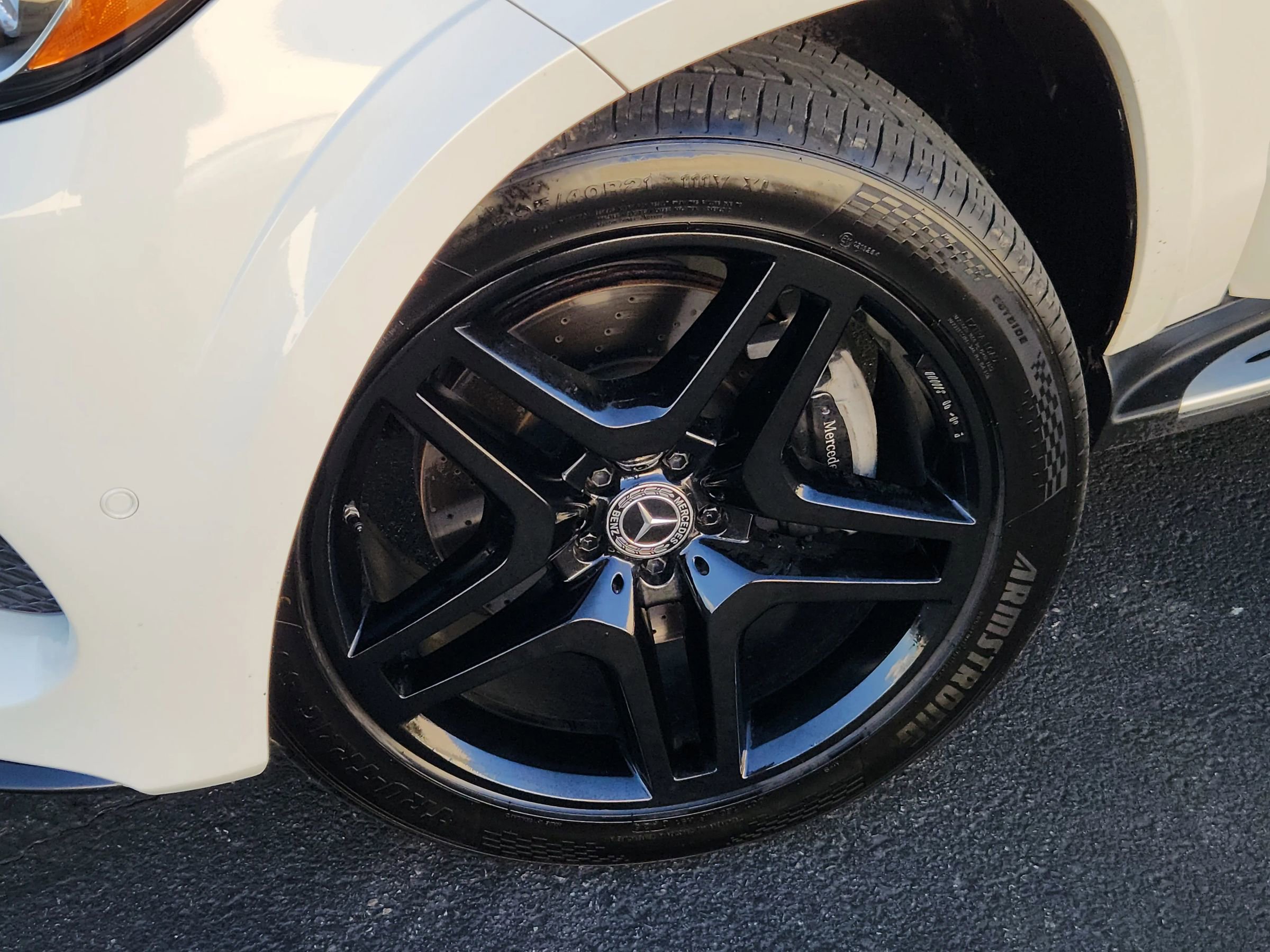 Used 2018 Mercedes-Benz GLS 550 GLS 550 4MATIC Sport Utility 4 w/ Driver Assistance Package image 6