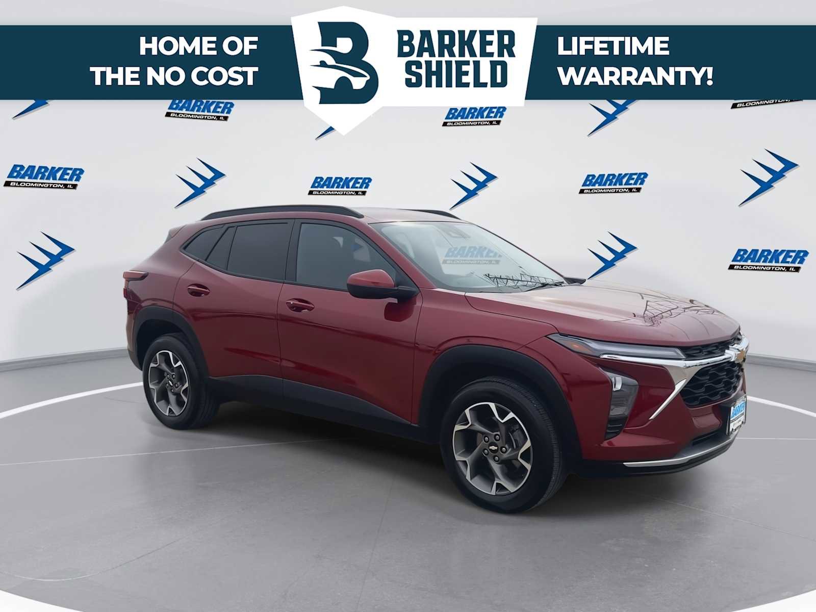 Used 2024 Chevrolet Trax LT w/ Driver Confidence Package image 2