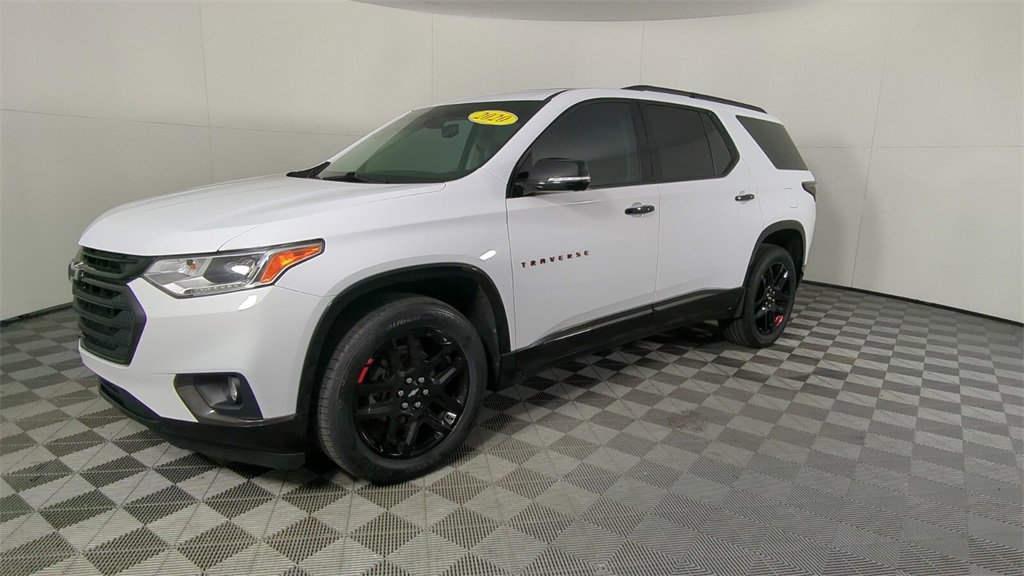 Used 2020 Chevrolet Traverse Premier w/ Redline Edition image 9