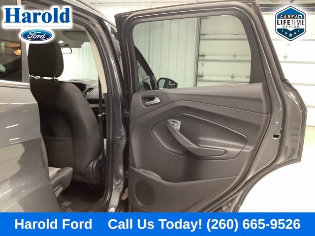 Used 2018 Ford Escape SE w/ SE SYNC Package image 9