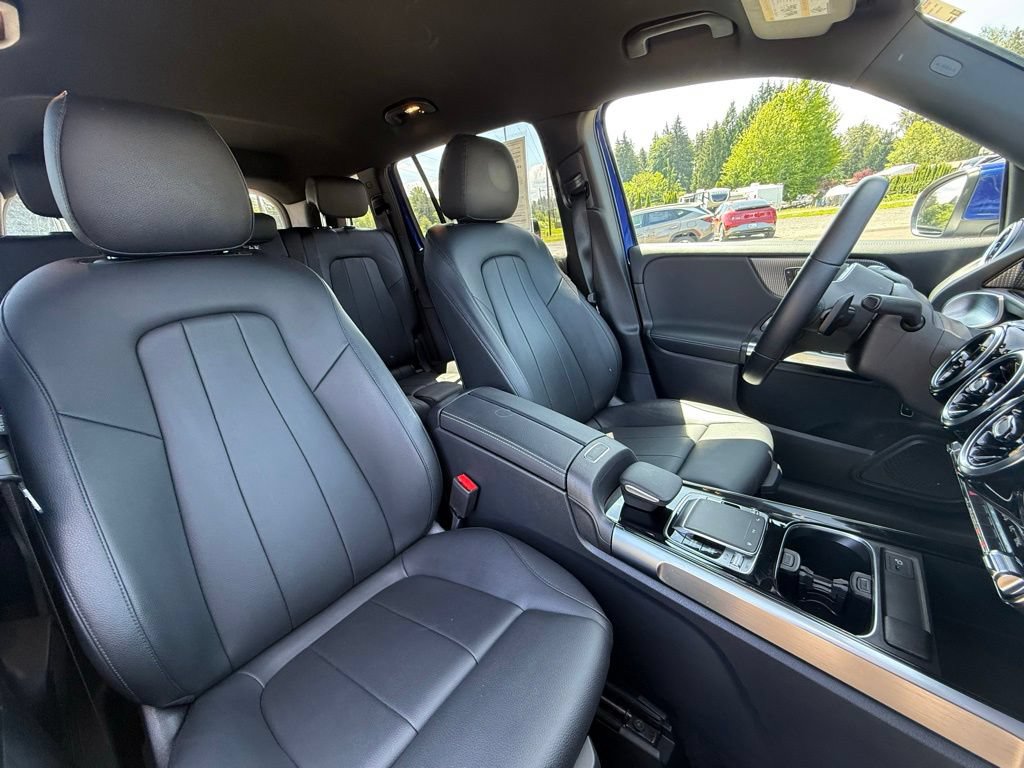 Used 2020 Mercedes-Benz GLB 250 4MATIC image 17