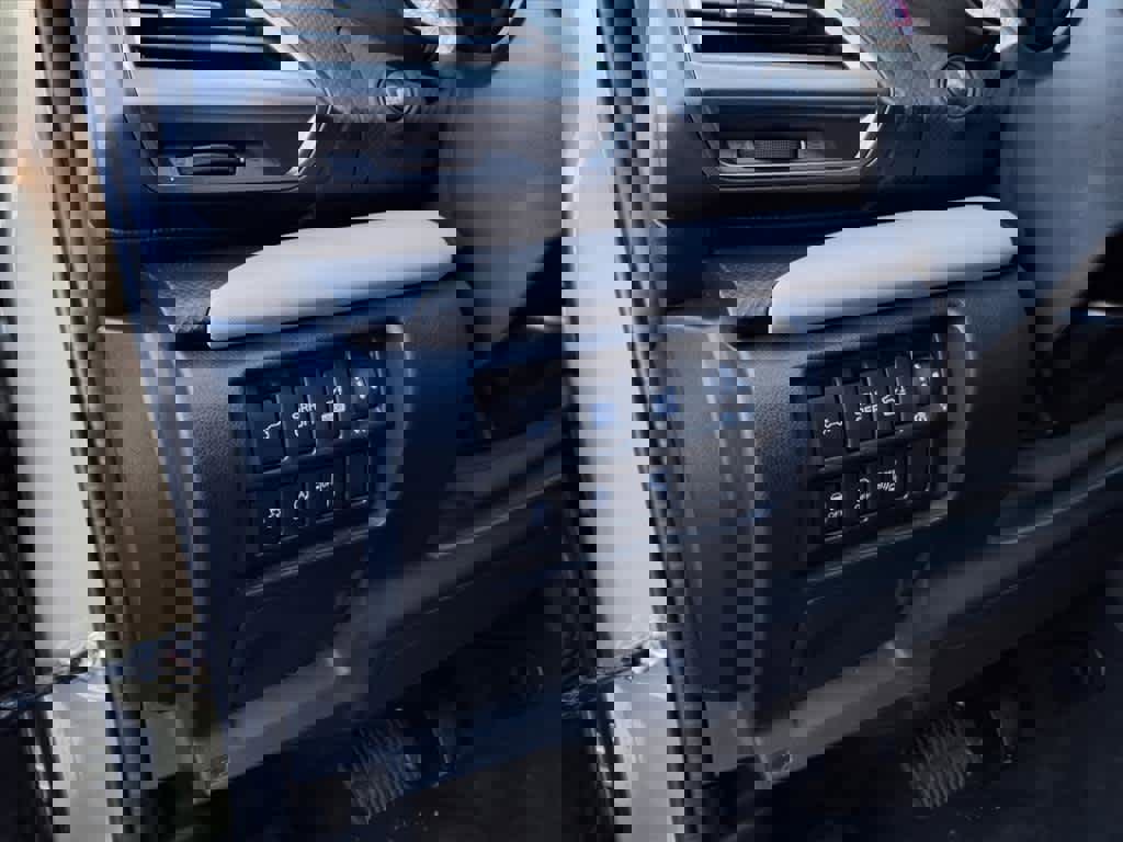 Used 2022 Subaru Forester Limited image 15