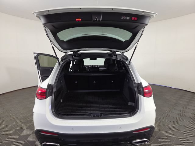 Used 2026 Mercedes-Benz GLC 300 4MATIC image 28