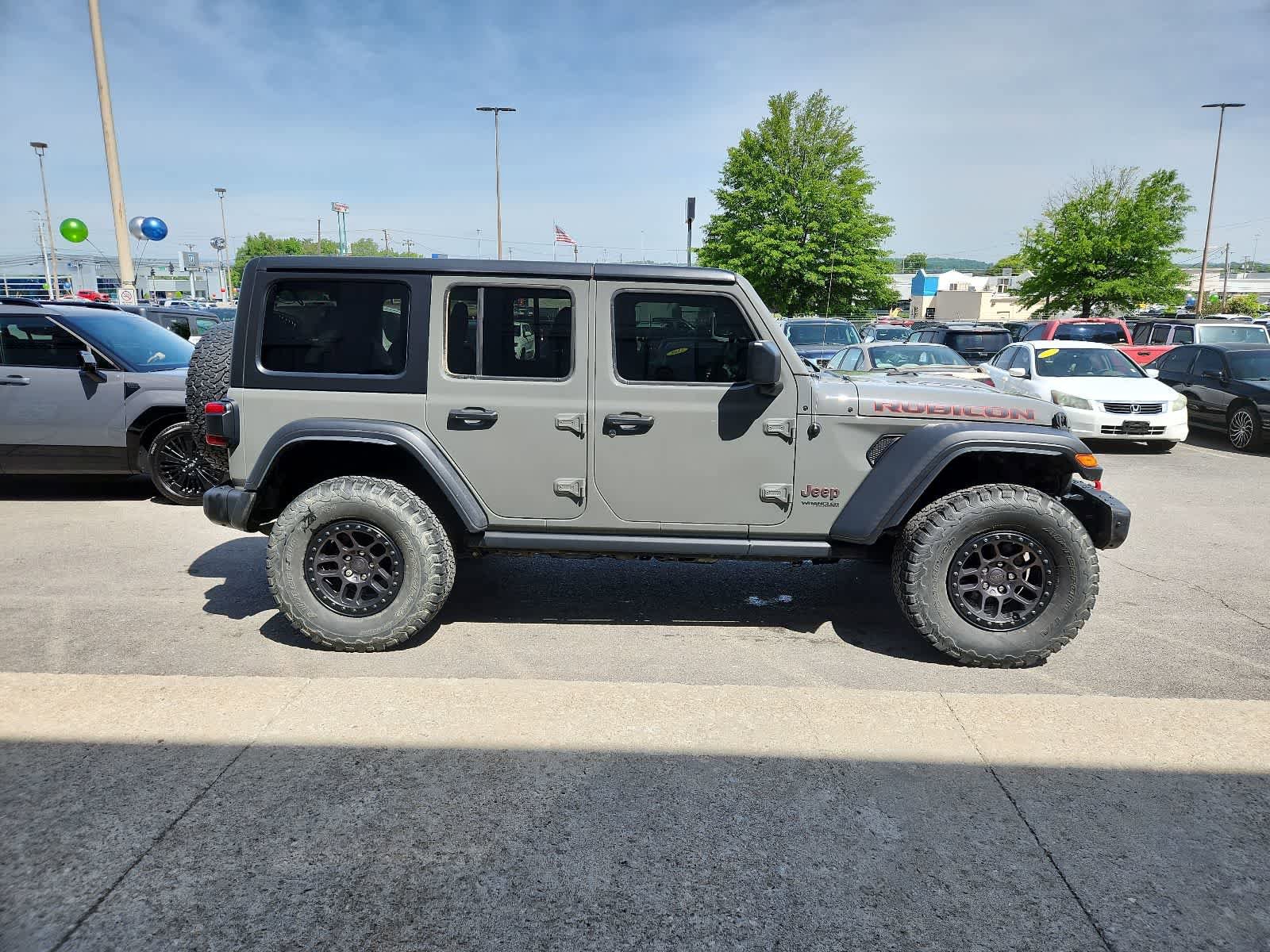 Certified 2021 Jeep Wrangler Unlimited Rubicon w/ Xtreme Recon 35" Tire Package AWD/4WD image 6