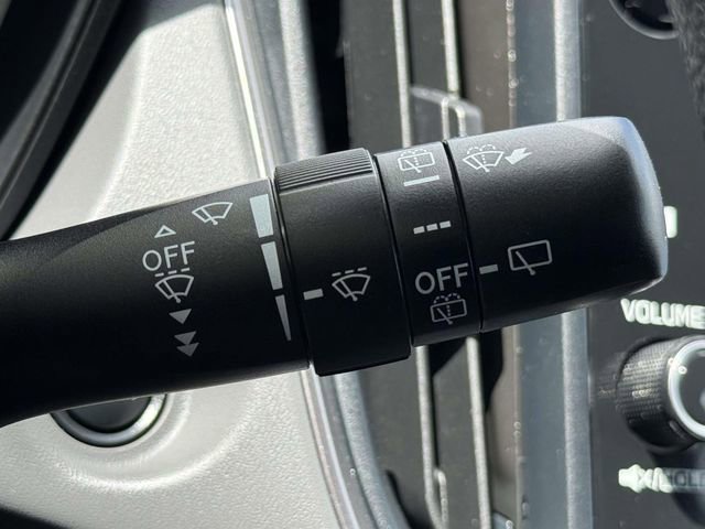 Used 2024 Subaru Crosstrek 2.0i Premium AWD/4WD image 21