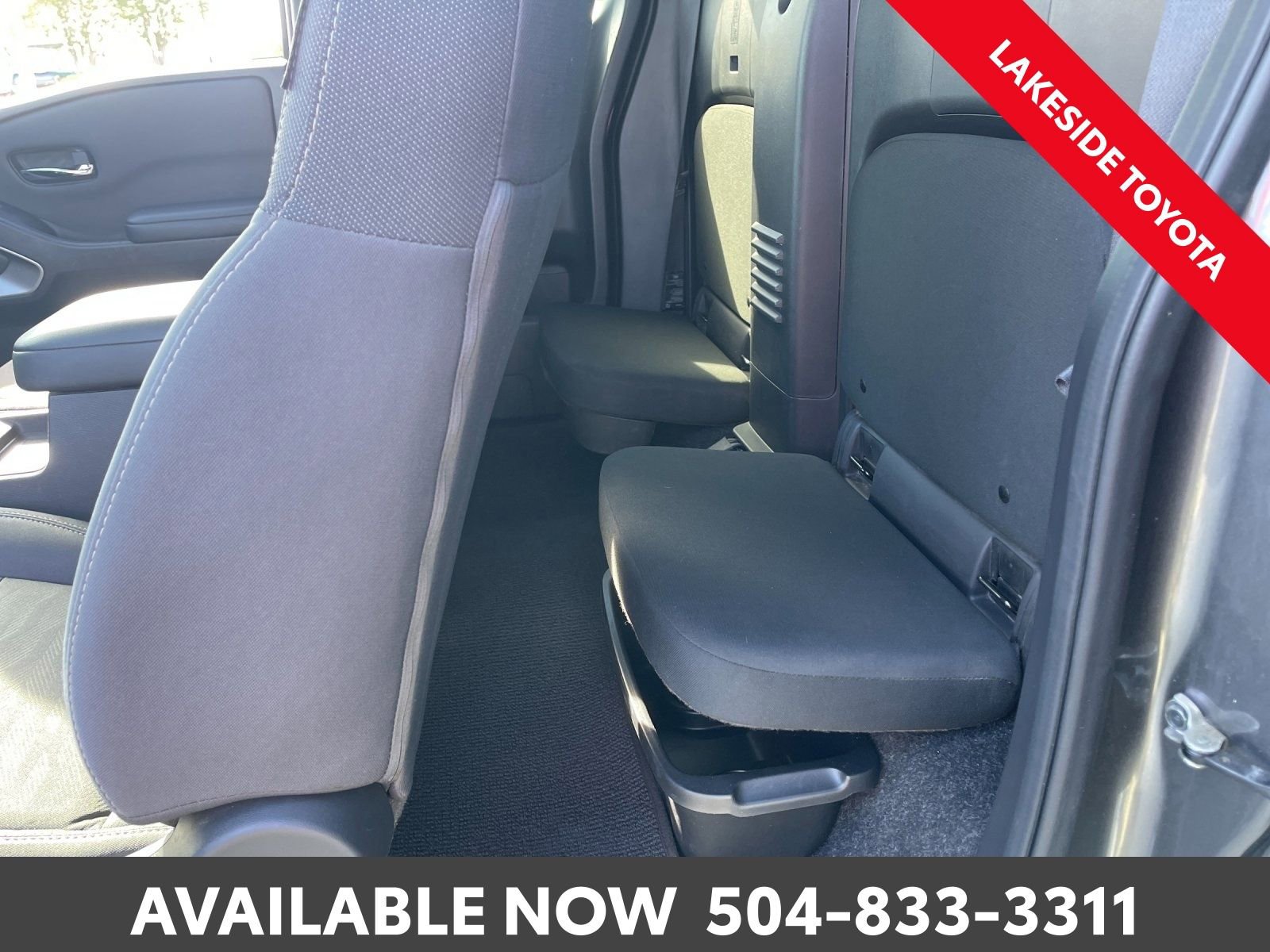 Used 2024 Nissan Frontier SV w/ SV Convenience Package image 27