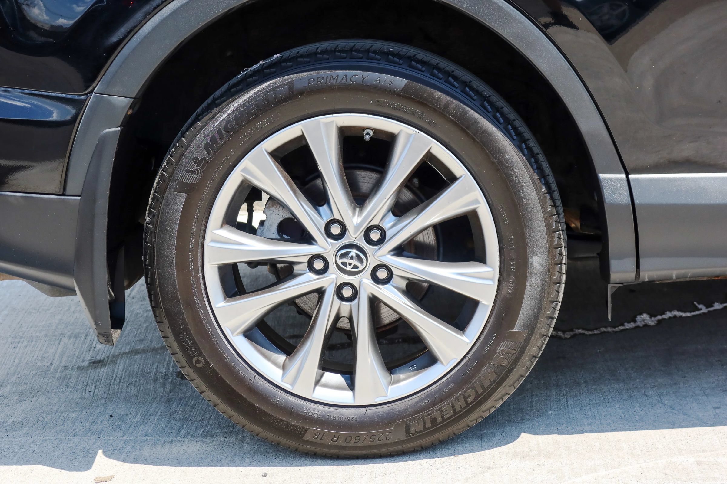 Used 2015 Toyota RAV4 Limited AWD/4WD image 26
