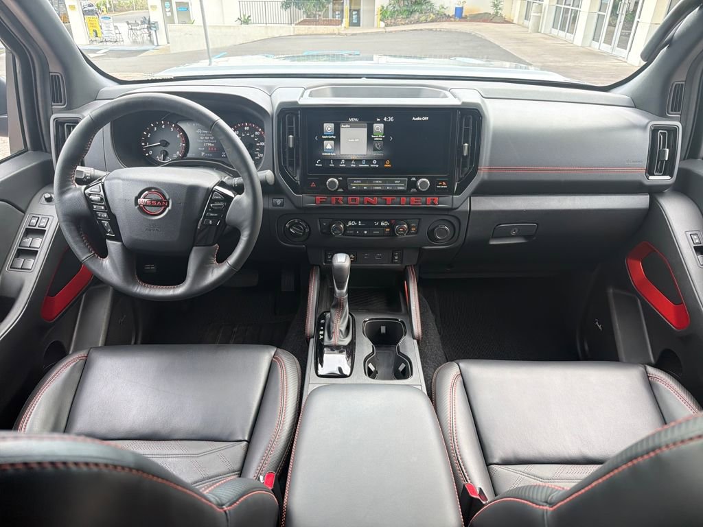 Used 2025 Nissan Frontier PRO-4X w/ Pro Premium Package image 15