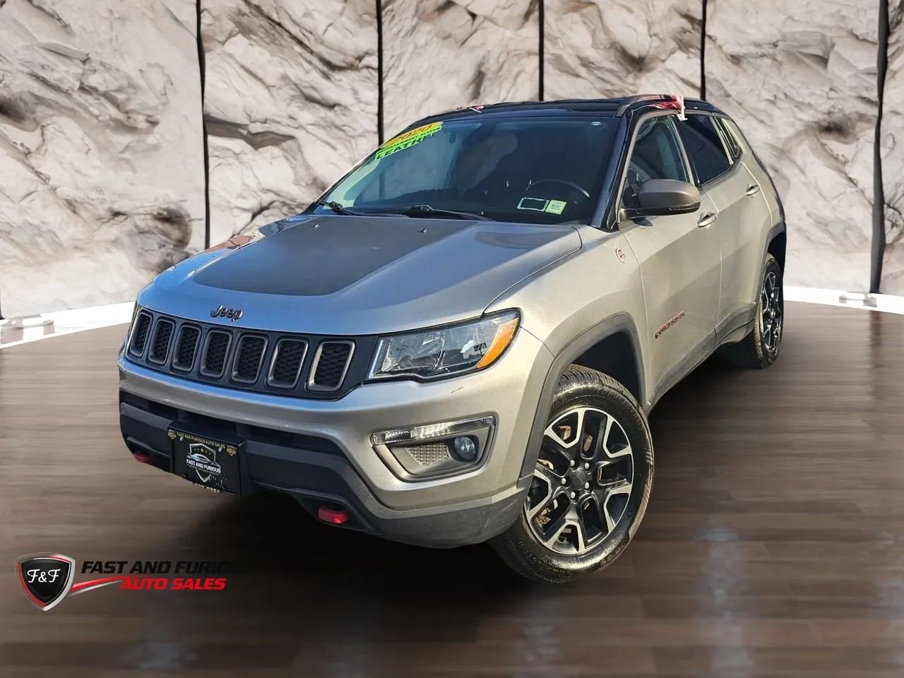 Used 2020 Jeep Compass Trailhawk AWD/4WD image 3