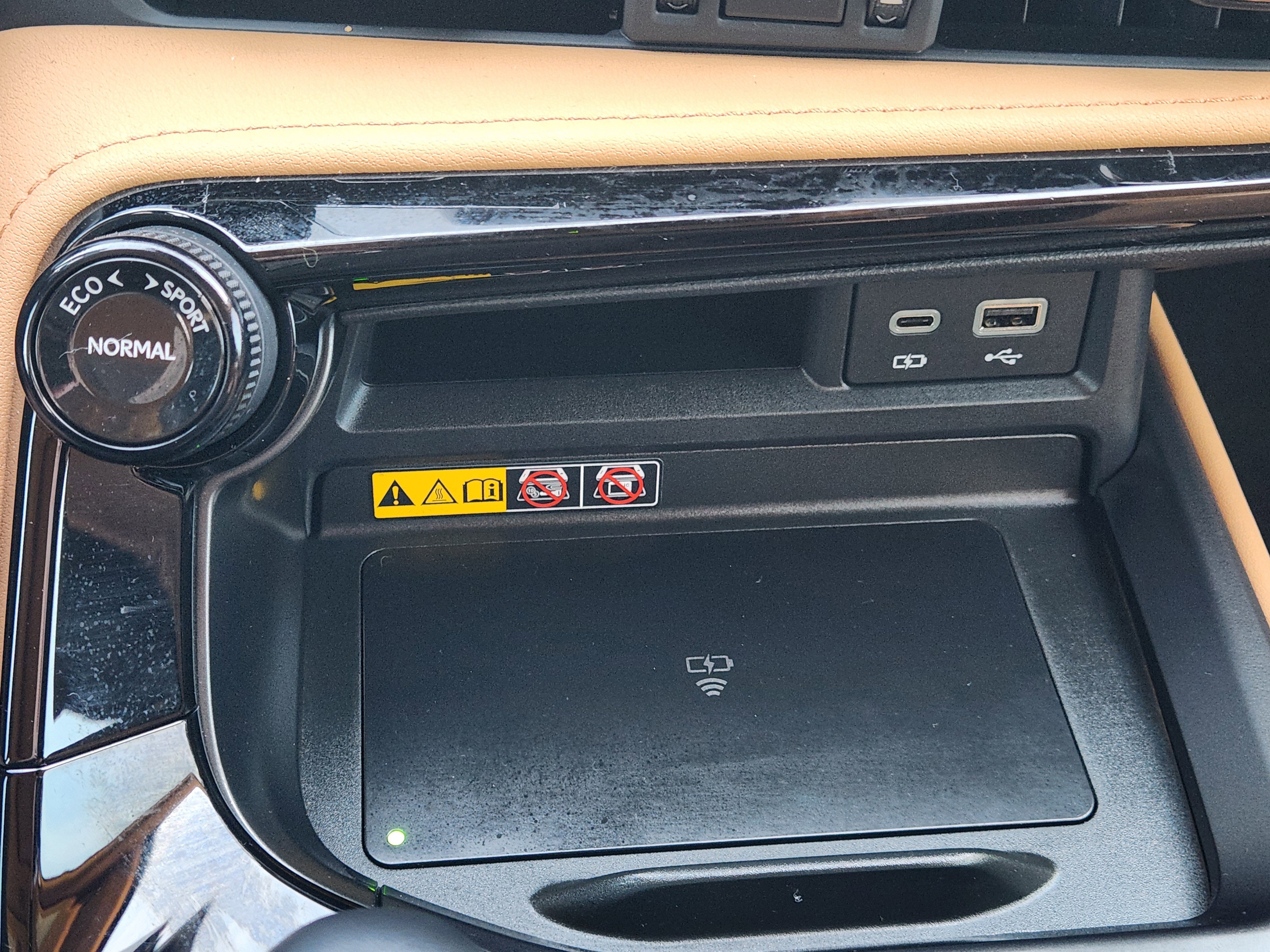 Certified 2025 Lexus NX 250 FWD w/ Accessory Package (2T) image 21