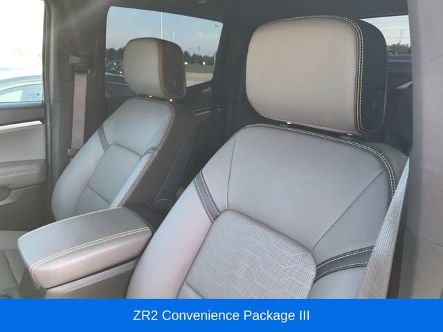 Used 2024 Chevrolet Colorado ZR2 w/ ZR2 Convenience Package III AWD/4WD image 4