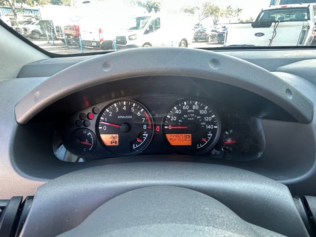 Used 2014 Nissan Frontier SV image 35