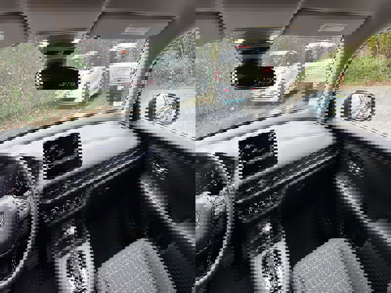 Used 2026 Honda HR-V LX image 36