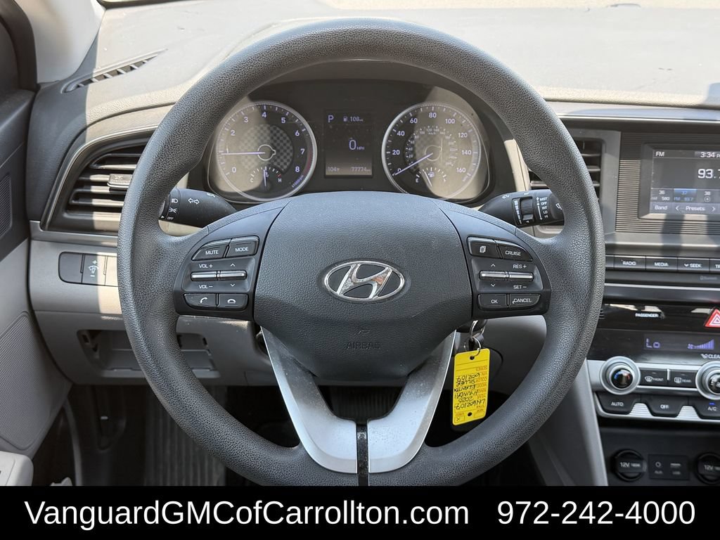 Used 2020 Hyundai Elantra SE FWD image 12