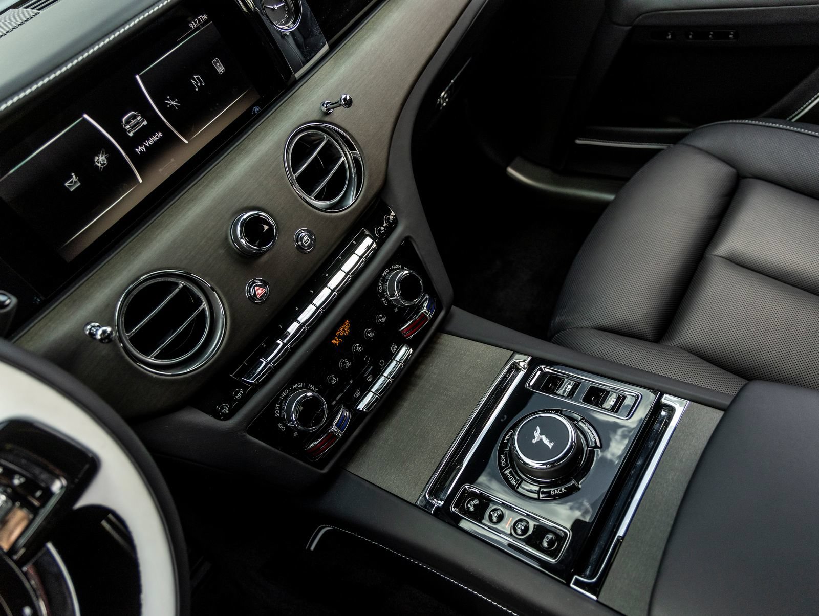 Certified 2024 Rolls-Royce Ghost AWD/4WD image 35