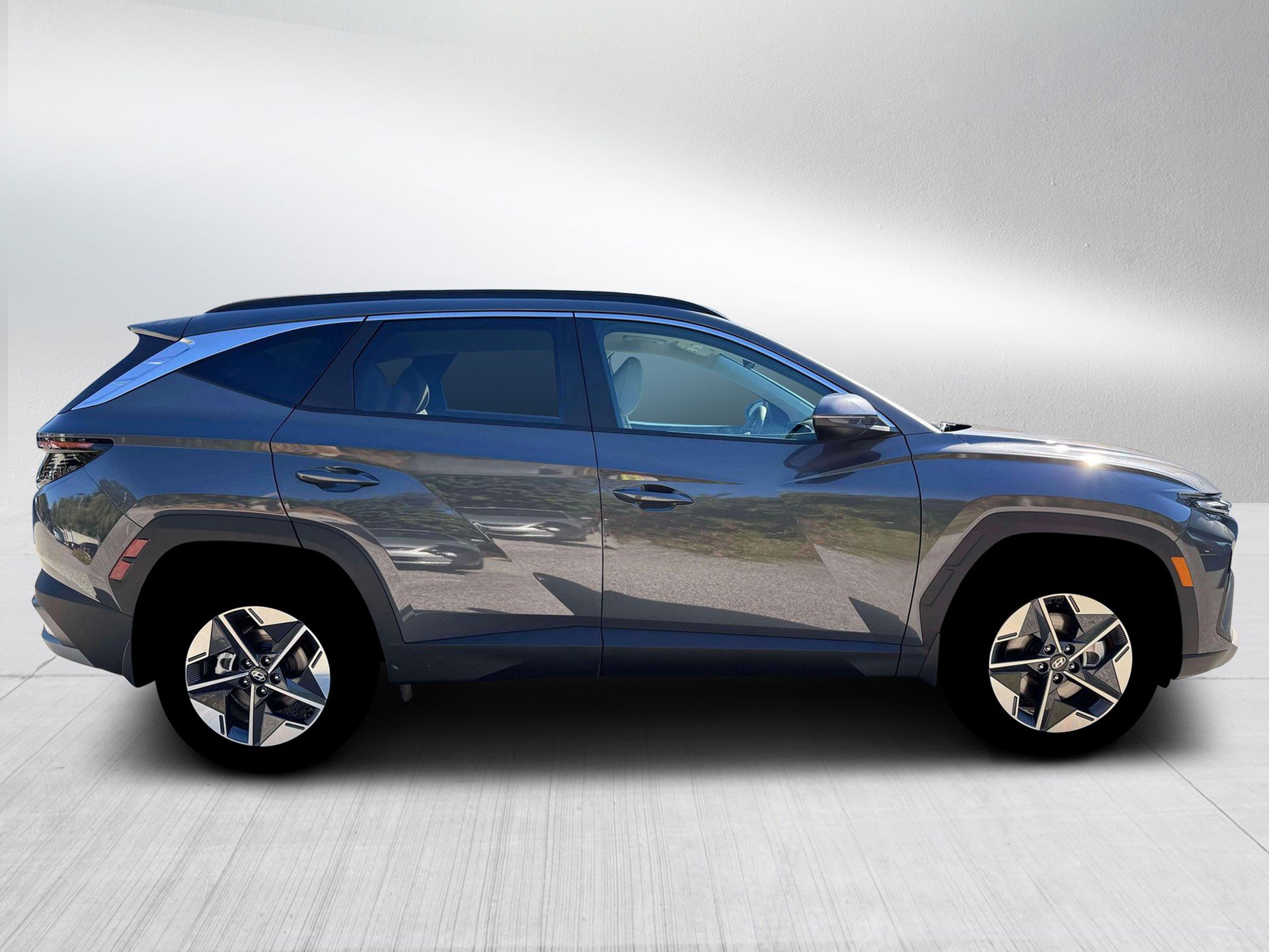 New 2026 Hyundai Tucson SEL w/ Tow & Go Package AWD/4WD image 9