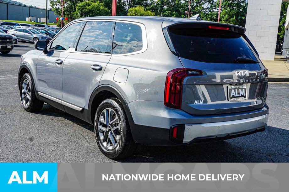 Used 2024 Kia Telluride LX FWD image 5