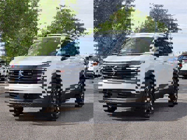 New 2026 Nissan Kicks SR w/ Illumination Package image 4