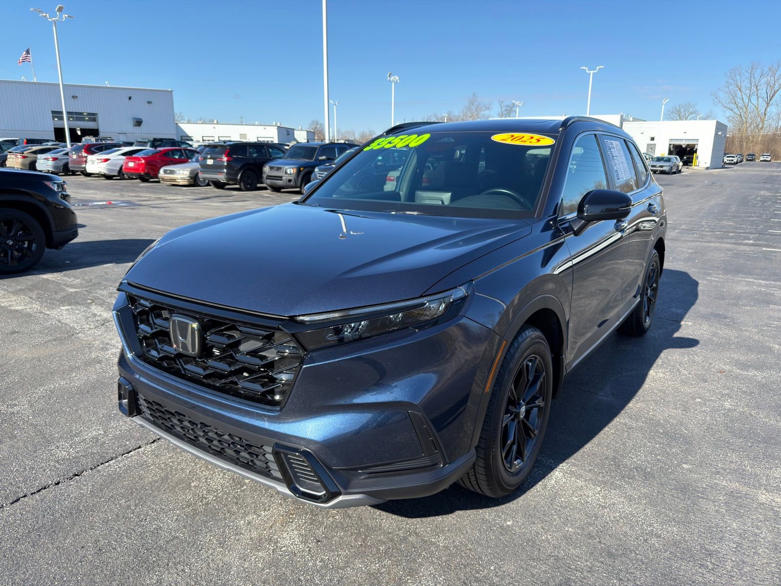 Used 2025 Honda CR-V Sport image 2