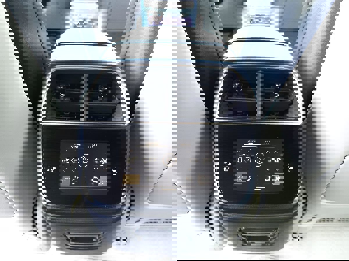 Used 2025 Lucid Air Pure image 15