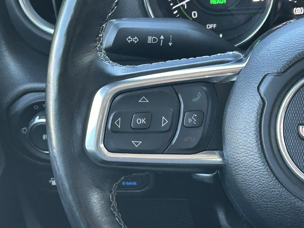 Used 2023 Jeep Wrangler Unlimited Sahara w/ Cold Weather Group AWD/4WD image 17