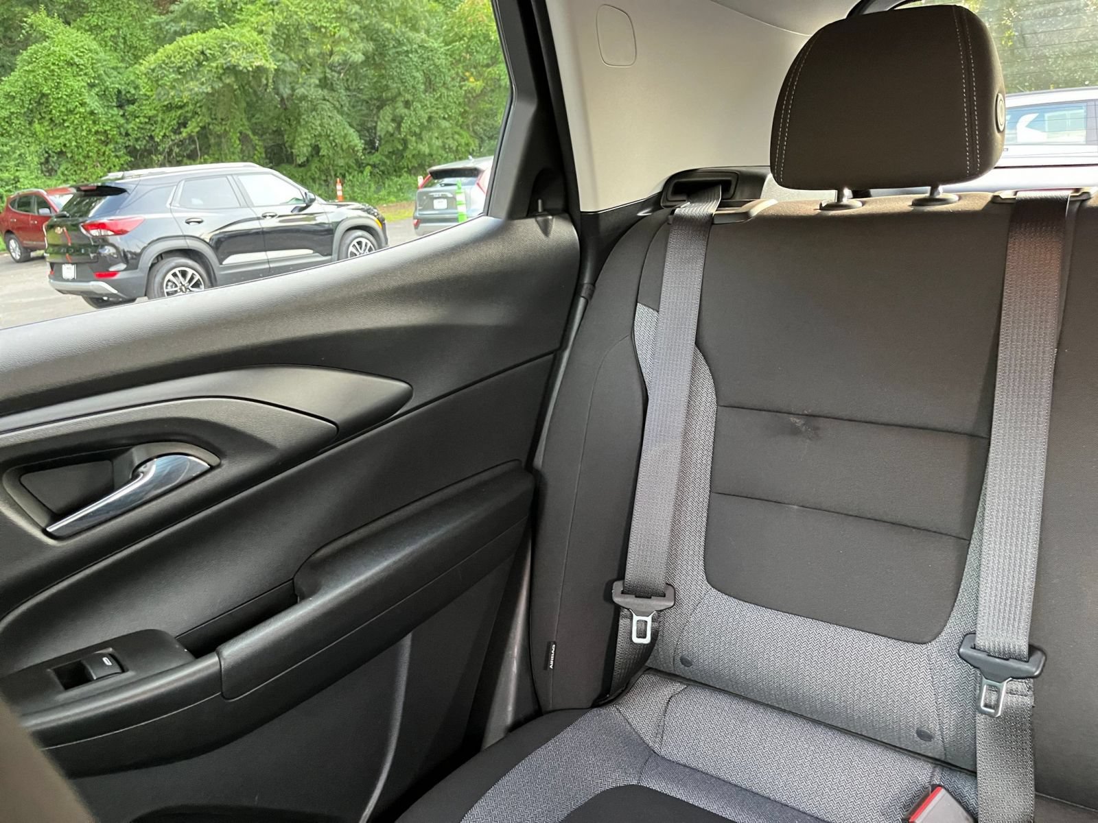 Used 2025 Chevrolet TrailBlazer LT FWD image 38