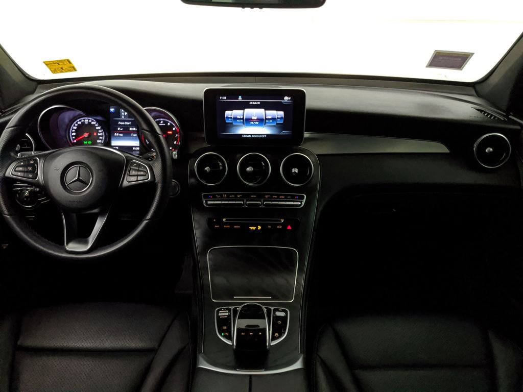 Used 2019 Mercedes-Benz GLC 300 4MATIC image 13