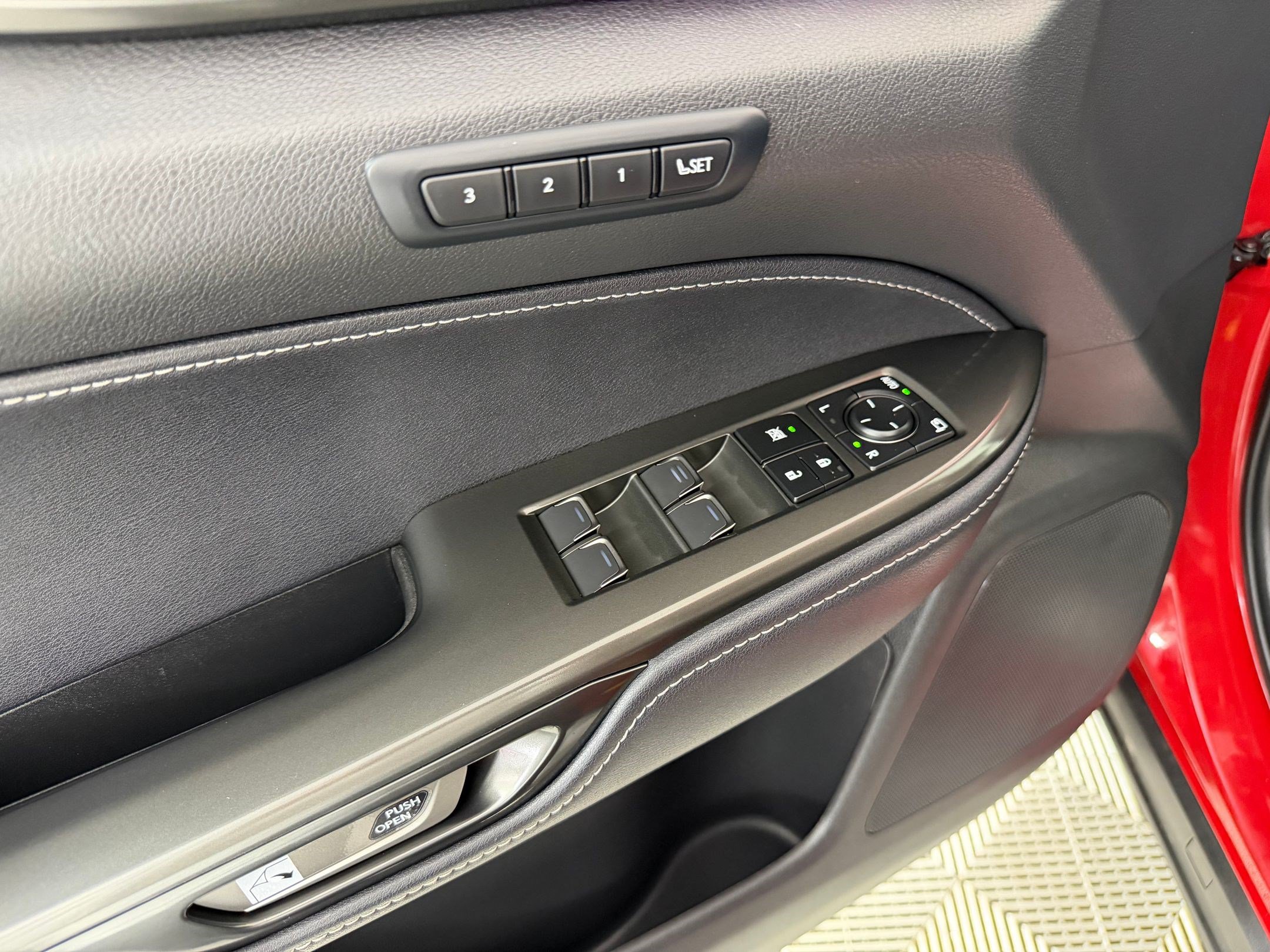 Used 2023 Lexus NX 350h AWD image 13
