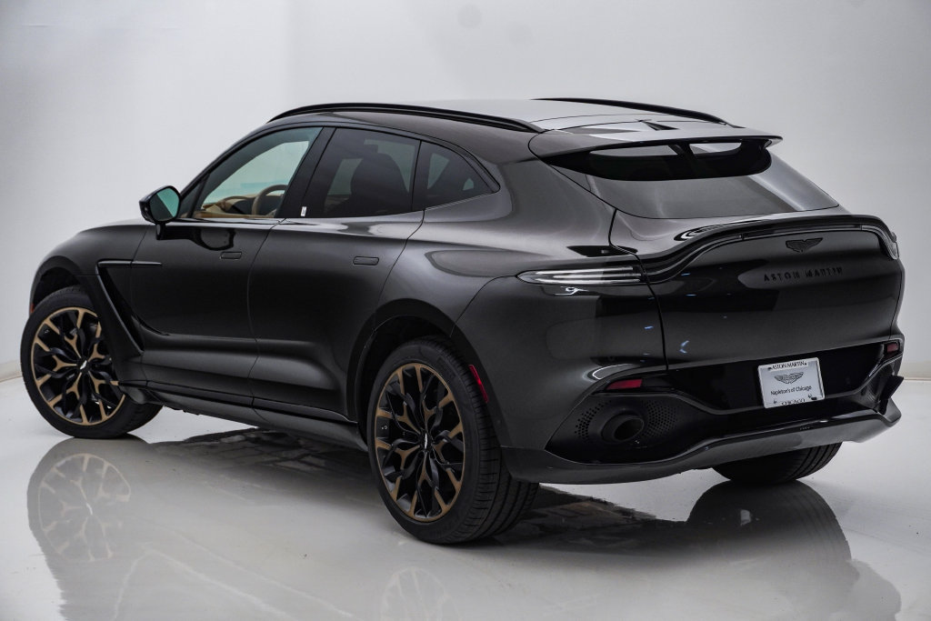 Used 2023 Aston Martin DBX AWD/4WD image 10