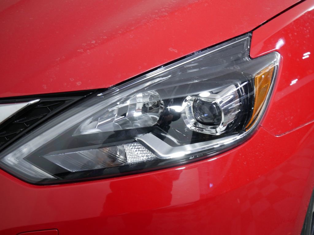 Used 2019 Nissan Sentra SR image 14