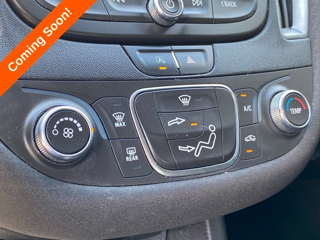 Used 2021 Chevrolet Malibu LS FWD image 21