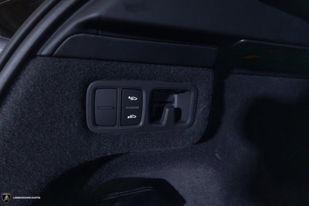 Used 2024 Lamborghini Urus S image 12