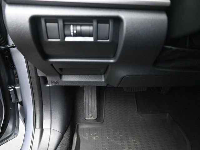 Certified 2025 Subaru Impreza 2.0i Sport AWD/4WD image 16