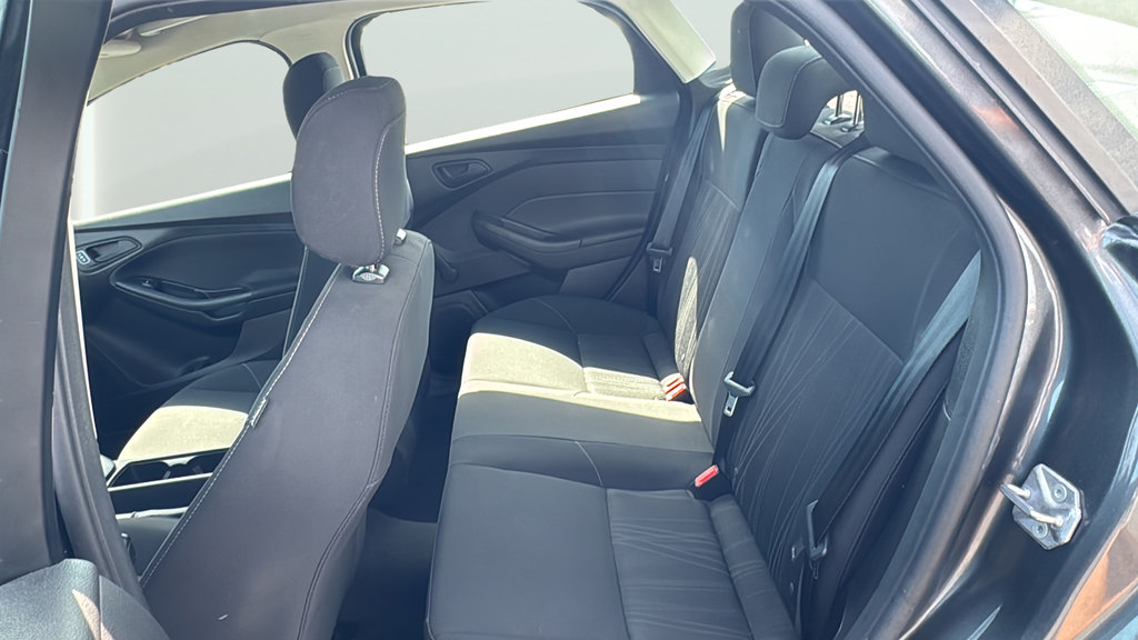 Used 2017 Ford Focus S FWD image 33