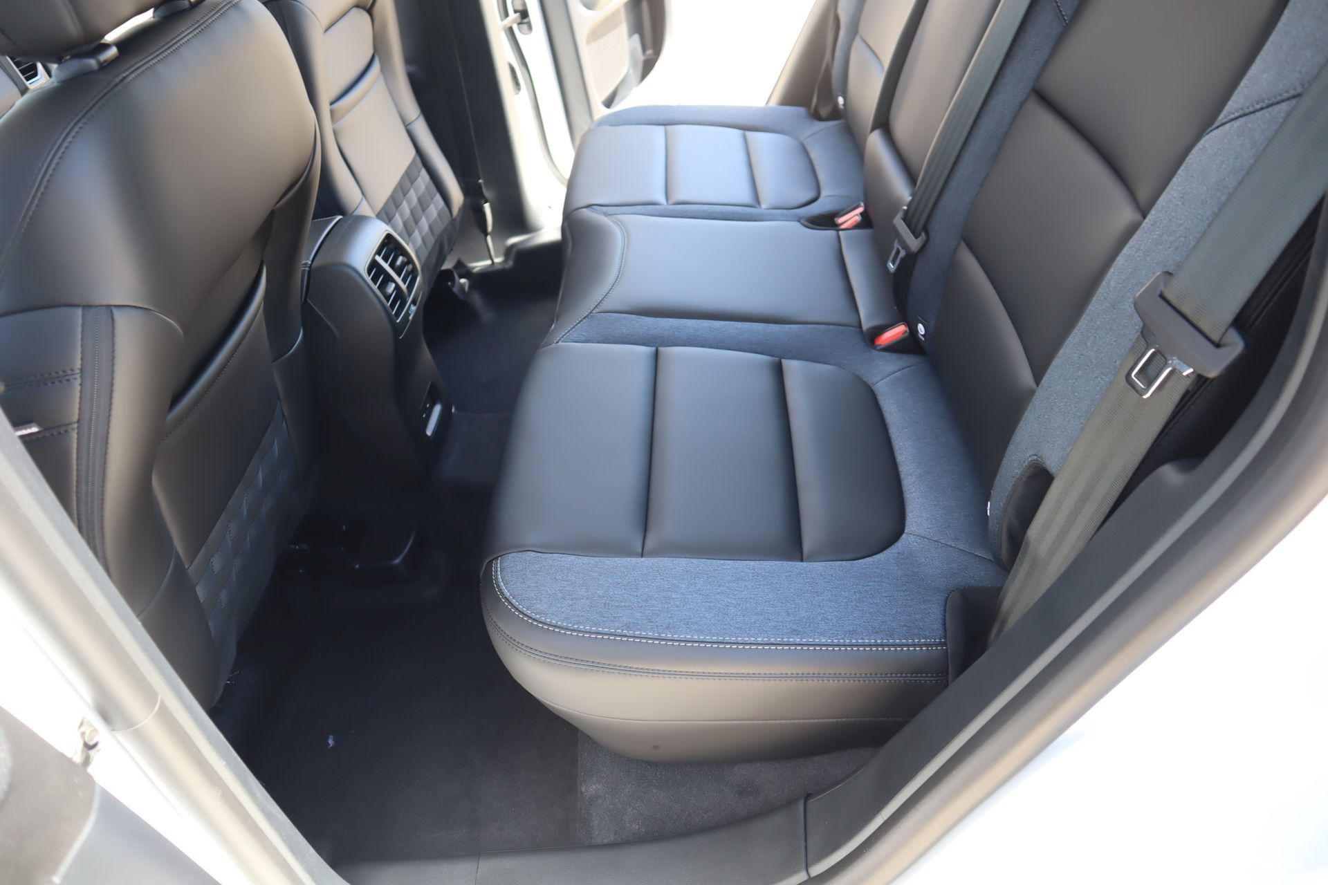 New 2026 Ford Bronco Sport Outer Banks w/ Outer Banks Tech Package+ AWD/4WD image 13