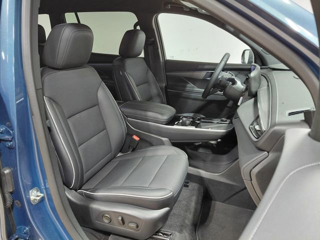 Used 2025 Buick Enclave Preferred AWD/4WD image 26