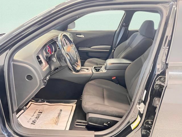Used 2022 Dodge Charger SXT RWD image 19