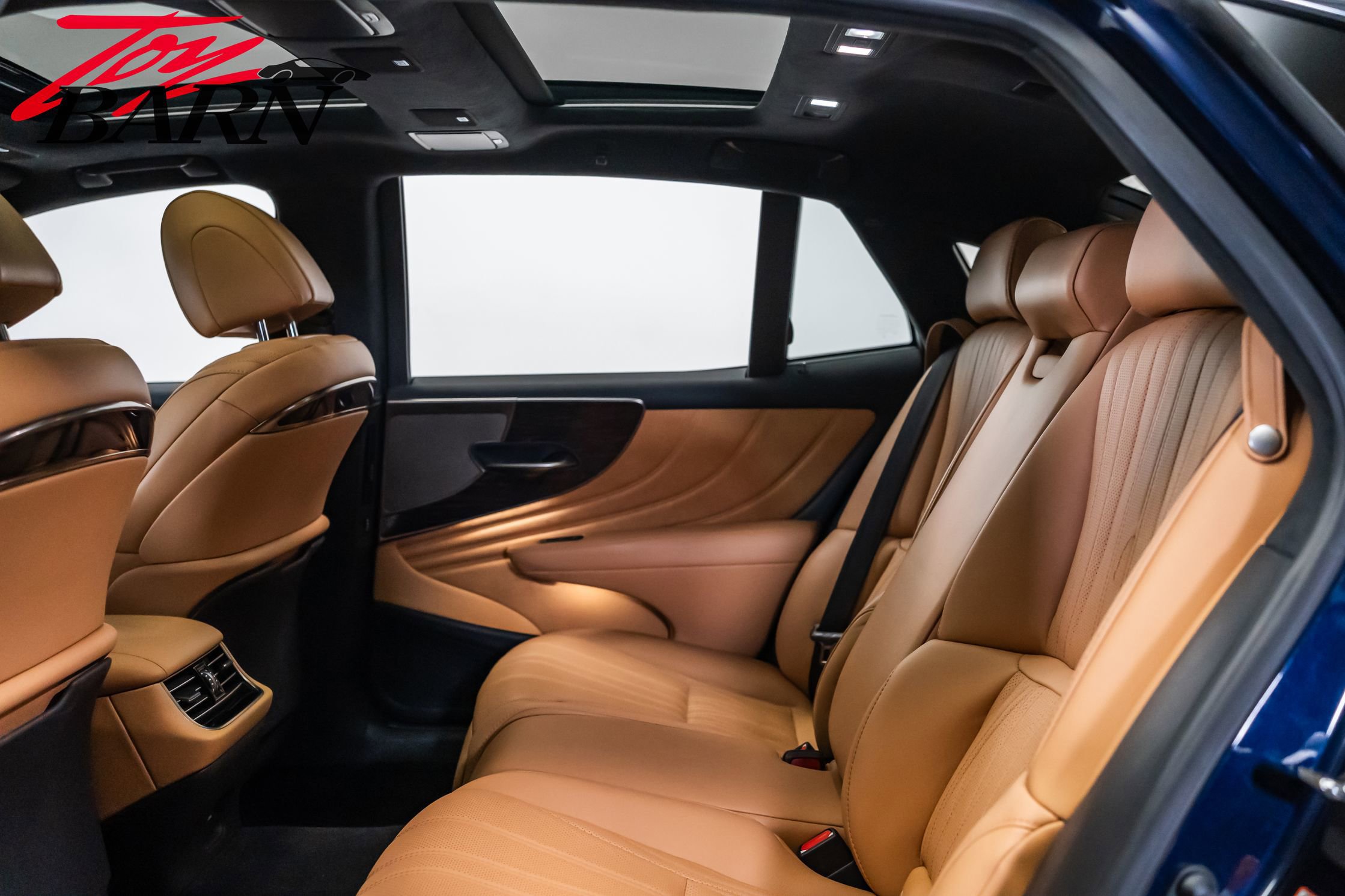 Used 2022 Lexus LS 500 AWD w/ Luxury Package image 46