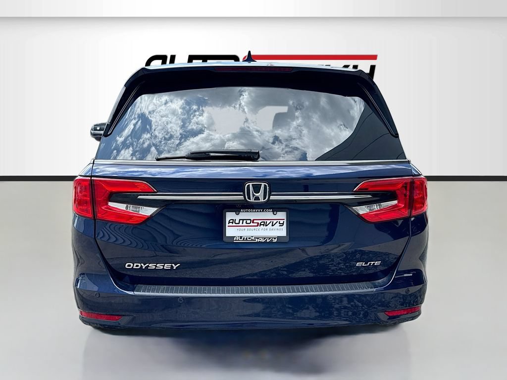 Used 2023 Honda Odyssey Elite image 6